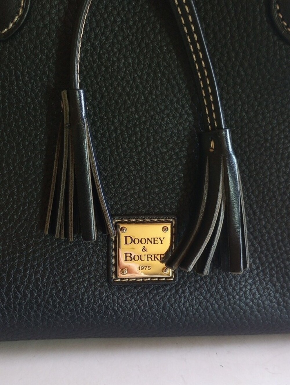 Dooney & Bourke 1975 Black Leather Pebbled Hand Bag - Picture 3 of 8